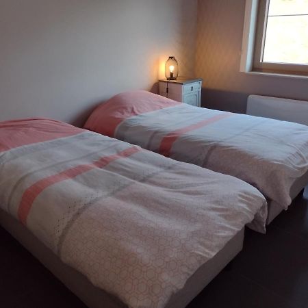 Hasbania Vakantiewoning Gingelom Esterno foto