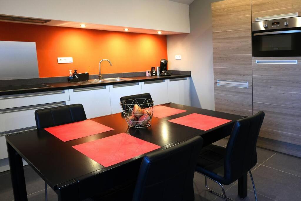 Hasbania Vakantiewoning Gingelom Esterno foto