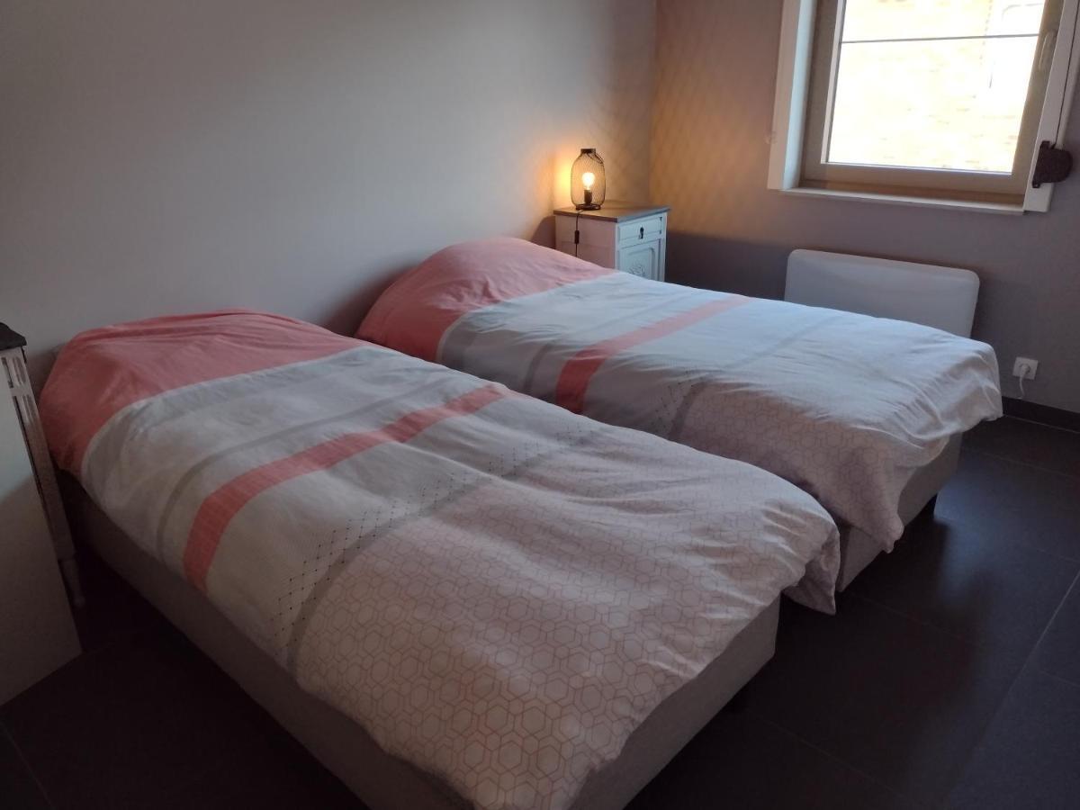 Hasbania Vakantiewoning Gingelom Esterno foto